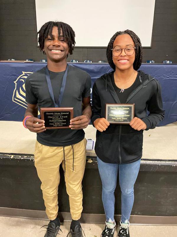 16-–-Foley-Middle-School-Student-Receives-2023-Chastidy-Odom-Award