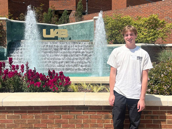 9—Fairhope-High-Student-Represents-at-the-Capital