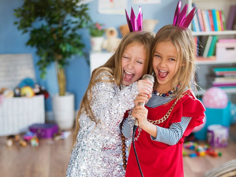 Friendships-&-Conflicts-Supporting-Our-Daughters-in-the-Early-Years