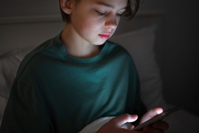 teens-and-screens